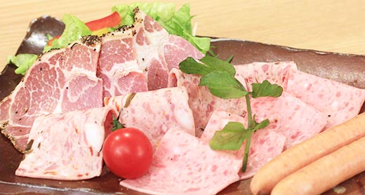 大山ハムとソーセージの盛合せ