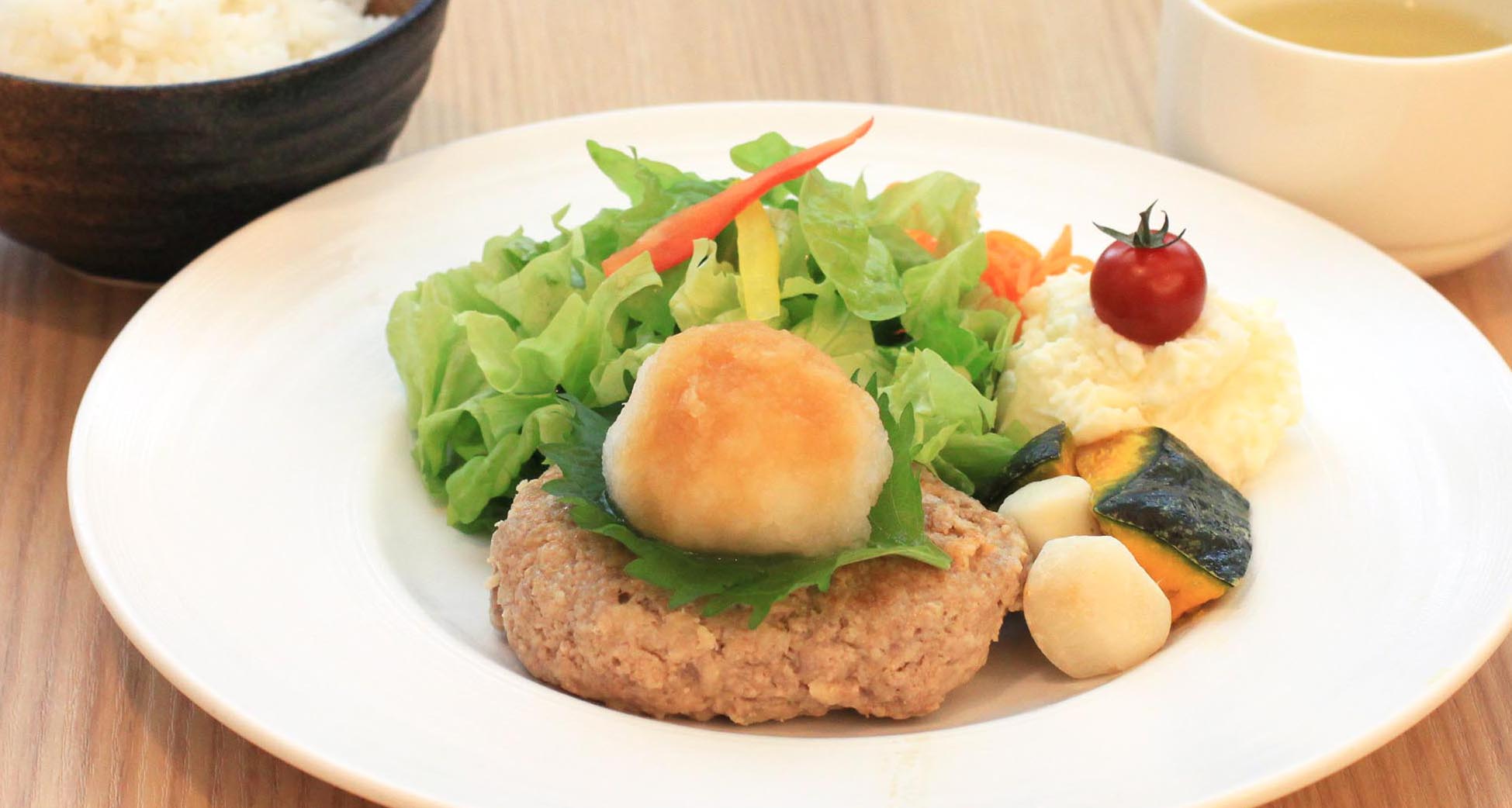 鳥取和牛のおろしポン酢ハンバーグ